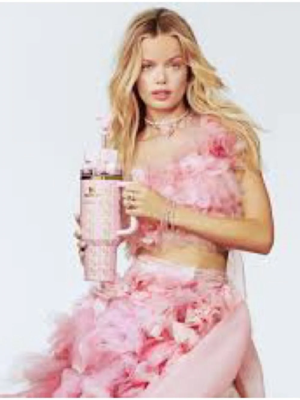 Stanley x Loveshackfancy “blooming heirloom” viral pink roses cup floral flowers - Picture 3 of 7